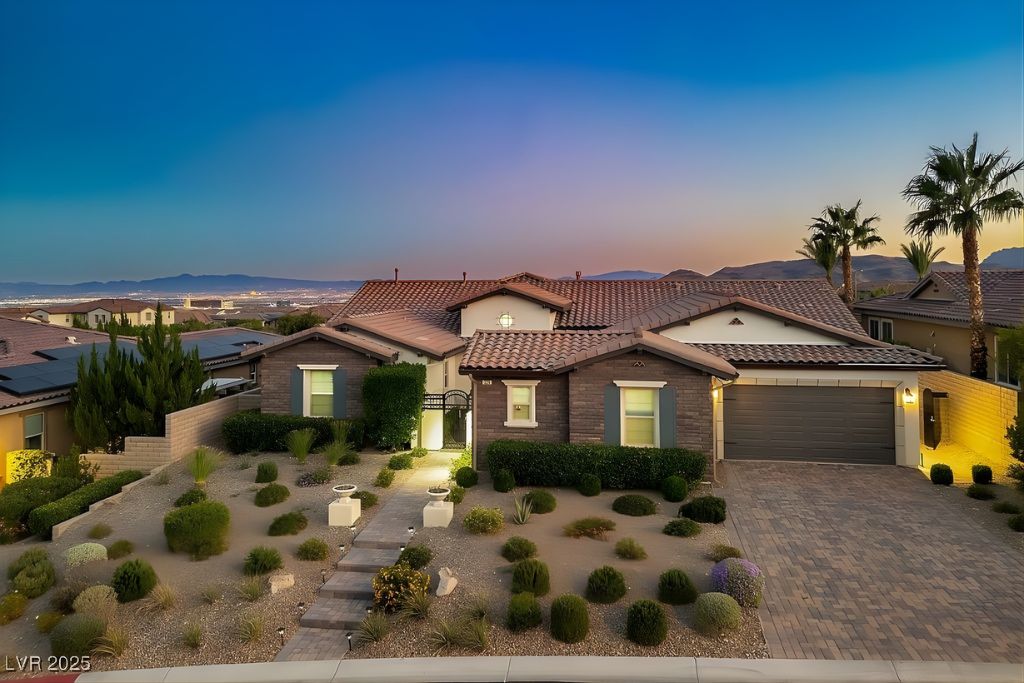 228 Basque Coast St, Las Vegas, NV 89138